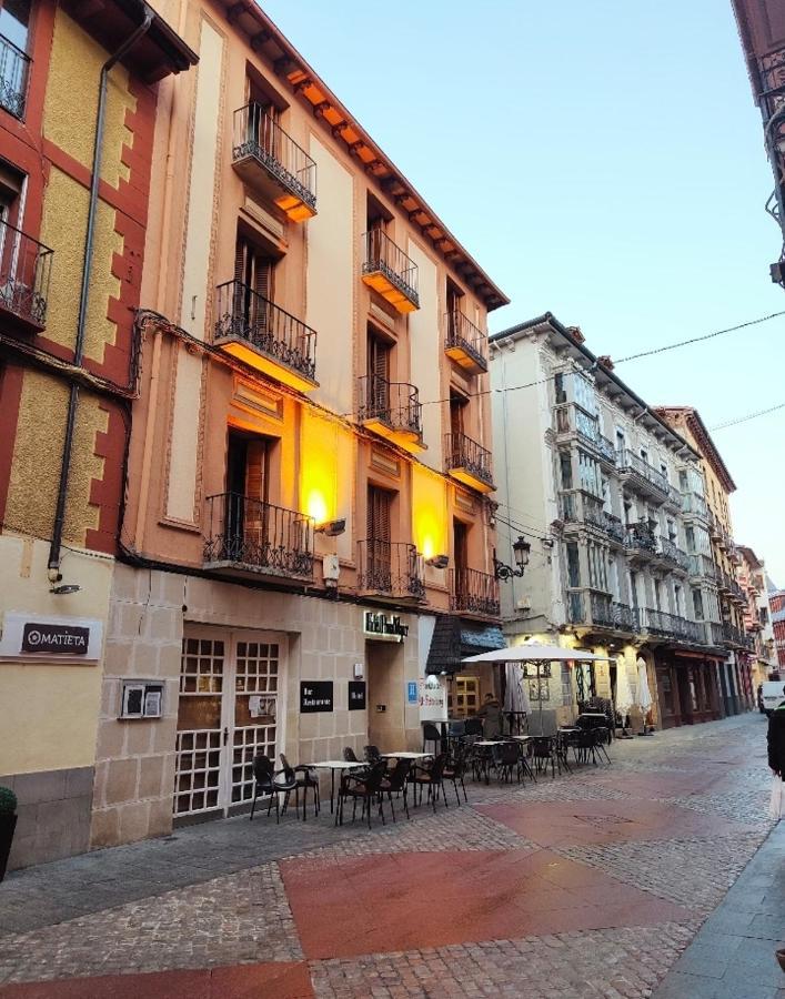 Hotel Acebo Plaza Mayor Jaca Dış mekan fotoğraf