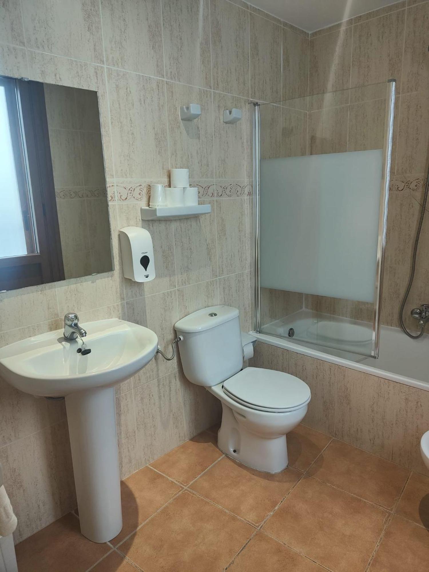 Hotel Acebo Plaza Mayor Jaca Dış mekan fotoğraf